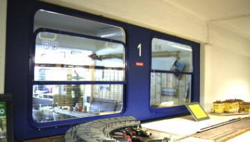 Unsere original Schnellzugwagen-Fenster im Anlagenraum
